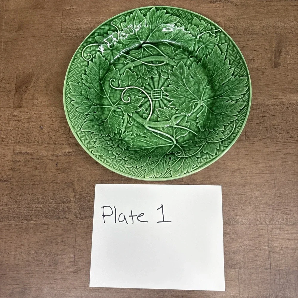 3 Antique WEDGWOOD GREEN MAJOLICA GRAPEVINE RELIEF PLATE - 8 3/8